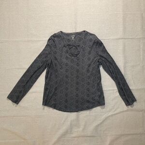 Ruff Hewn | Black & White Lace-Up Long Sleeve Patterned Top | PXL